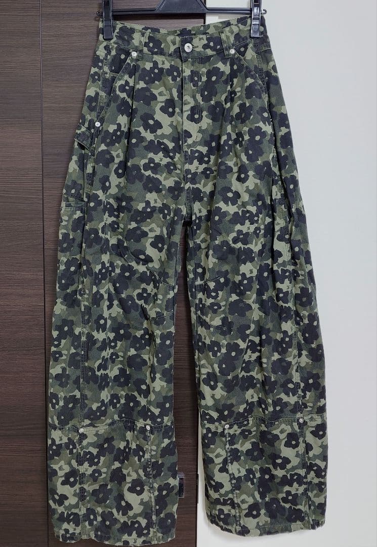〇MAISON SPECIAL〇フラワーカモフラージュカーブパンツ