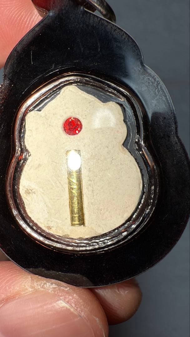 タイのお守り プラクルアン 幸福の天使 五眼四耳 シーフーハーター 紫 レア