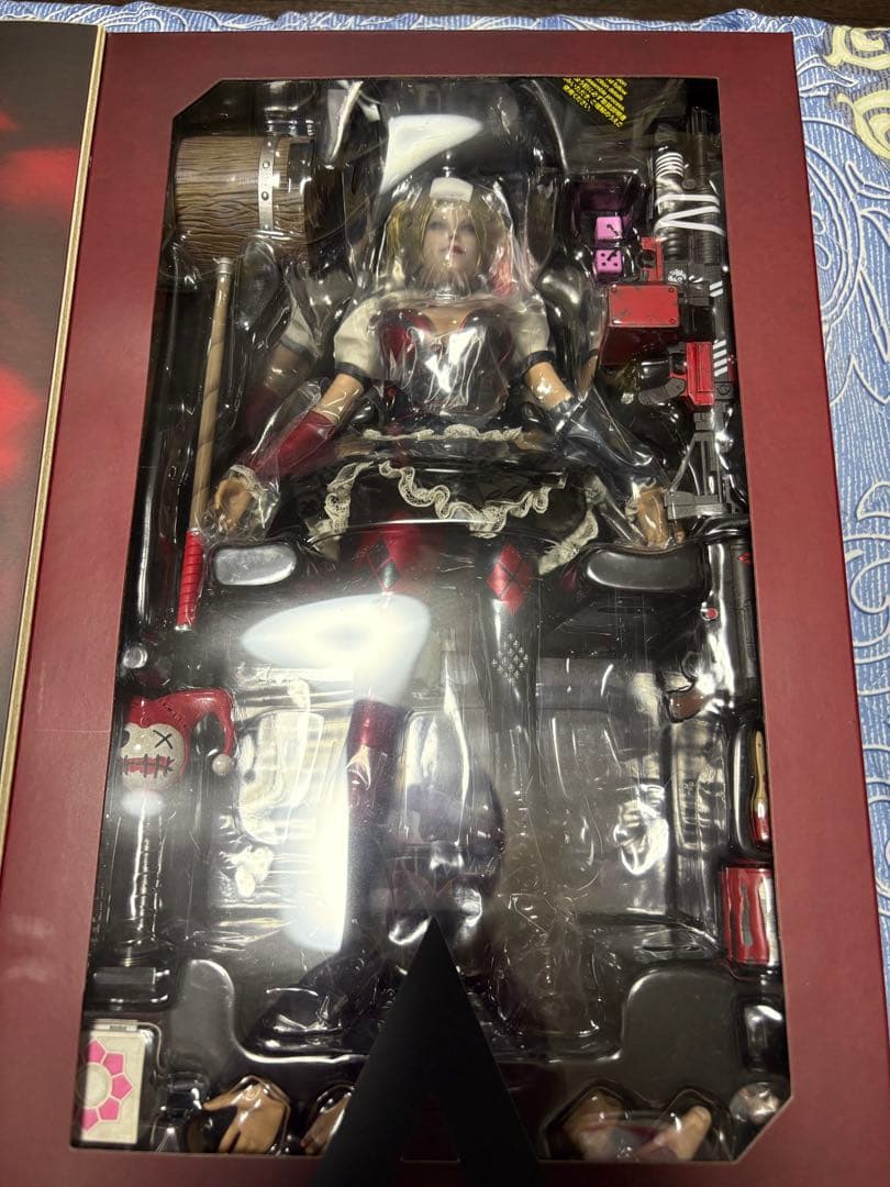 ホットトイズ バットマン アーカムナイト ハーレイ・クイン