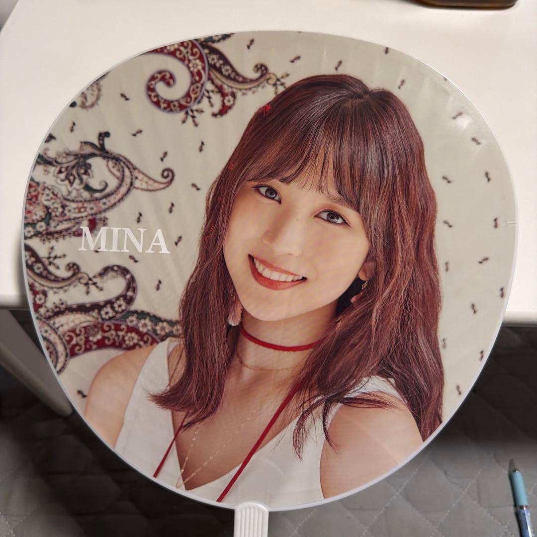 TWICE ミナ BDZうちわ - メルカリ