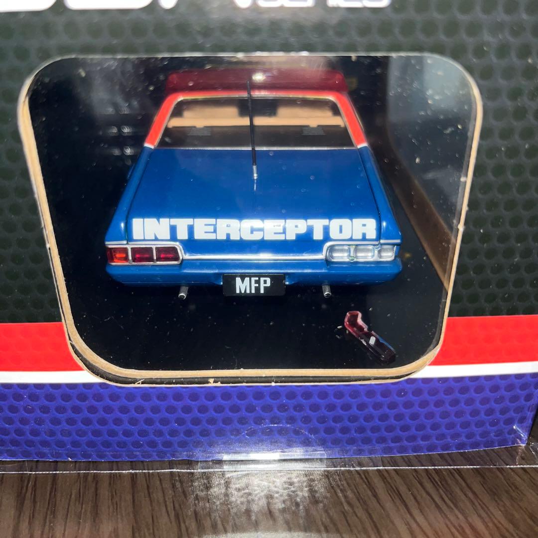 訳あり新品 マッドマックス 1/24 DDA イエローインターセプター ミニカー