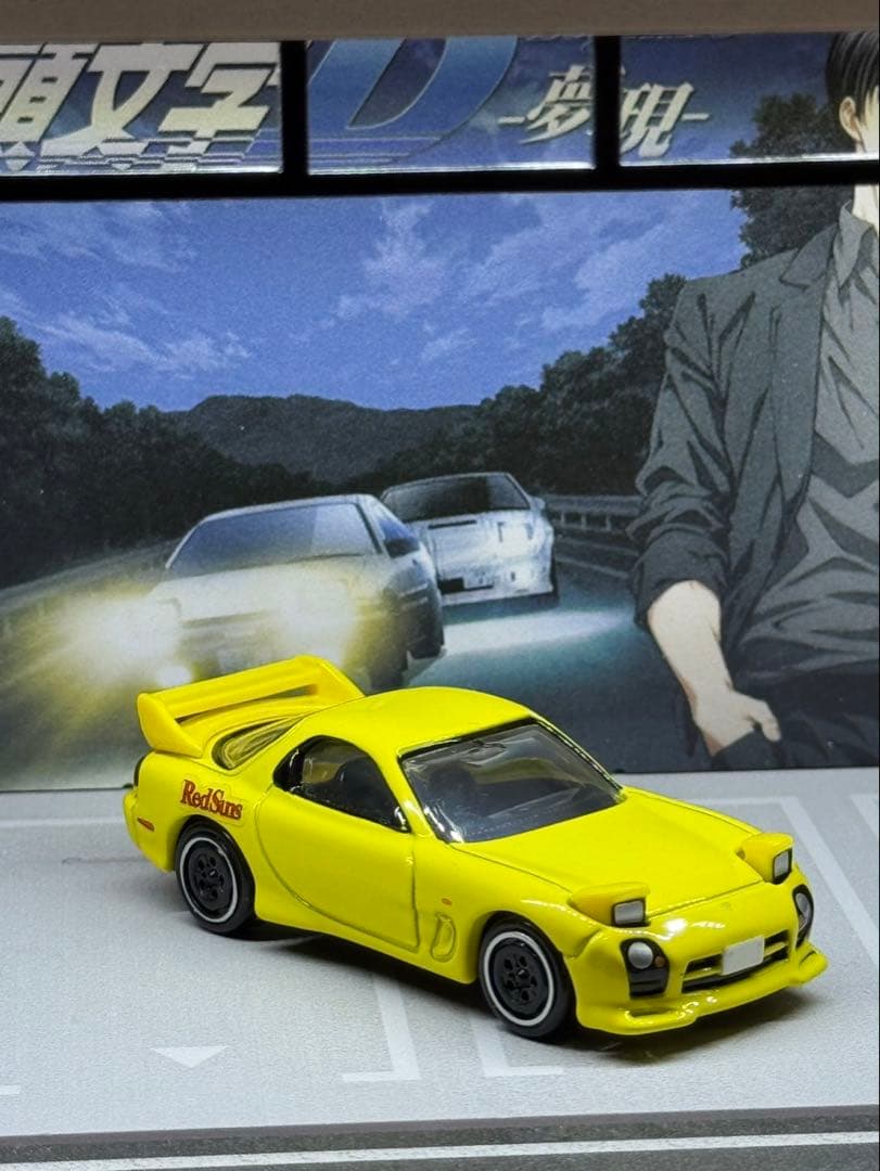 頭文字Dガレージディスプレイケースとトミカ5車セット