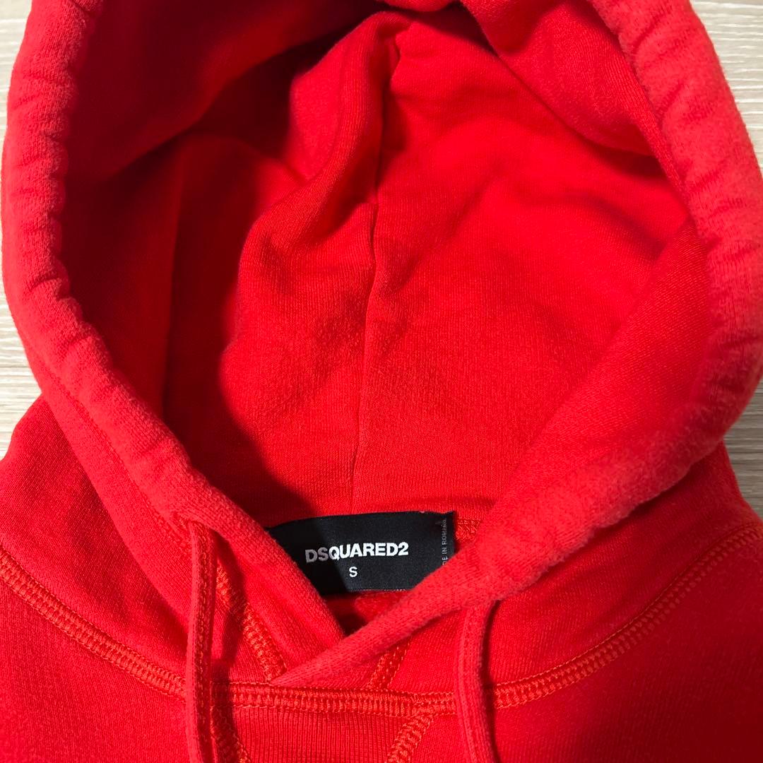 ディースクエアード パーカー2021モデル！