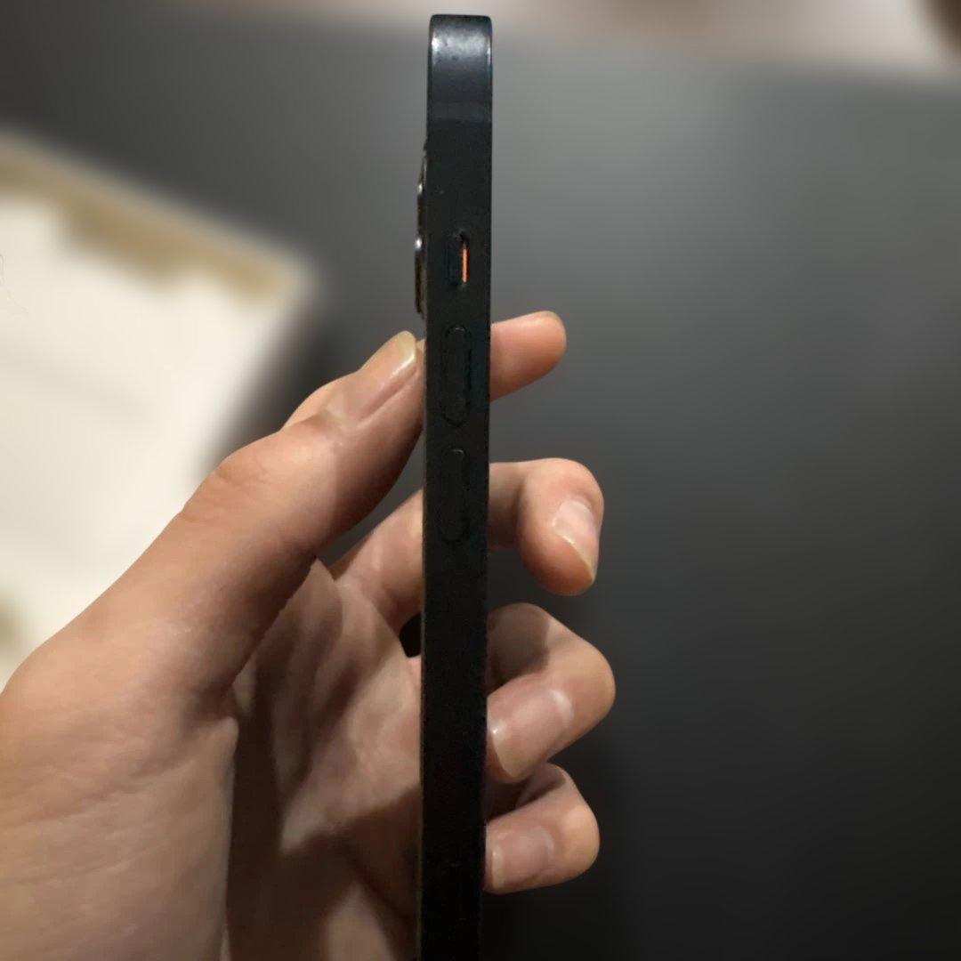 iPhone13本体、箱付き（値下げ可）