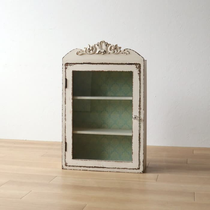 シャビーシック ホワイト ガラスケース 古家具 壁掛け 飾り棚 楽天市場】ガラス ショーケース シャビーシック ホワイト アール
