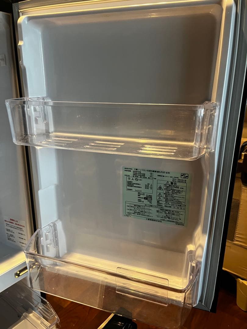 MITSUBISHI MR-P15T-B 冷蔵庫 黒