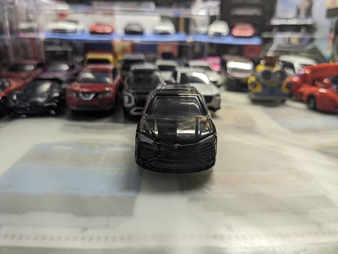 No.16 ランボルギーニ ウルス （初回特別仕様） （ノンスケール トミカ 1