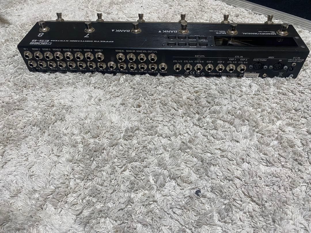 BOSS ES-8 スイッチャー