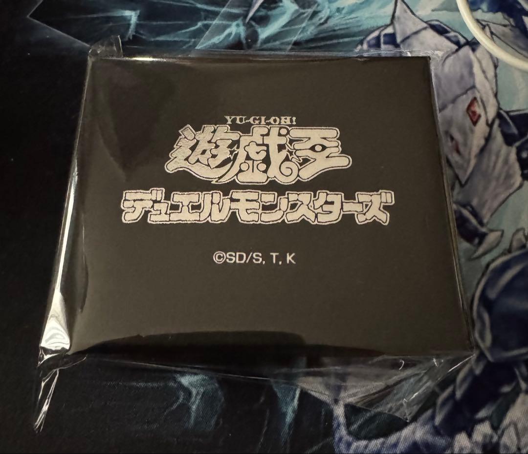 遊戯王 青眼の白龍 ブローチ ブルーアイズ