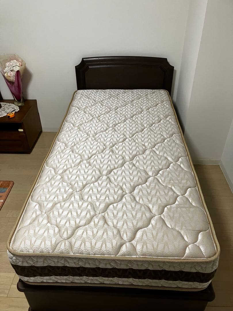 木製シングルベッド マットレス付き 収納あり