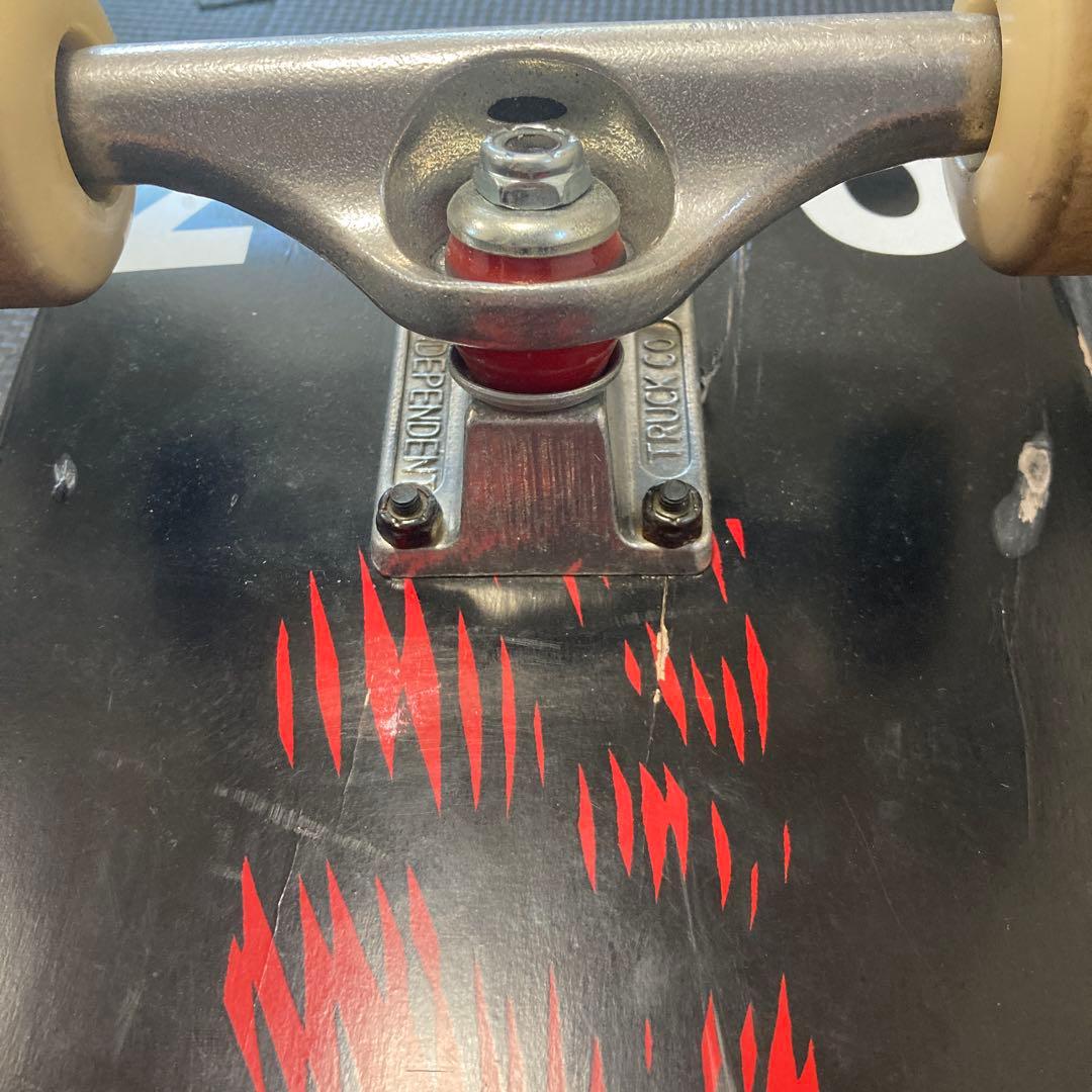 Zeroスケートボード コンプリート8インチ Independent Bones