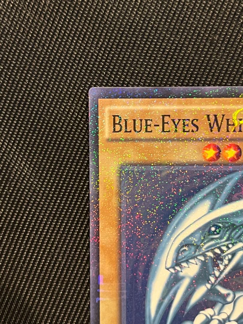 遊戯王　青眼の白龍　ブラックマジシャン　wcs2015 ミレニアムレア　開封品