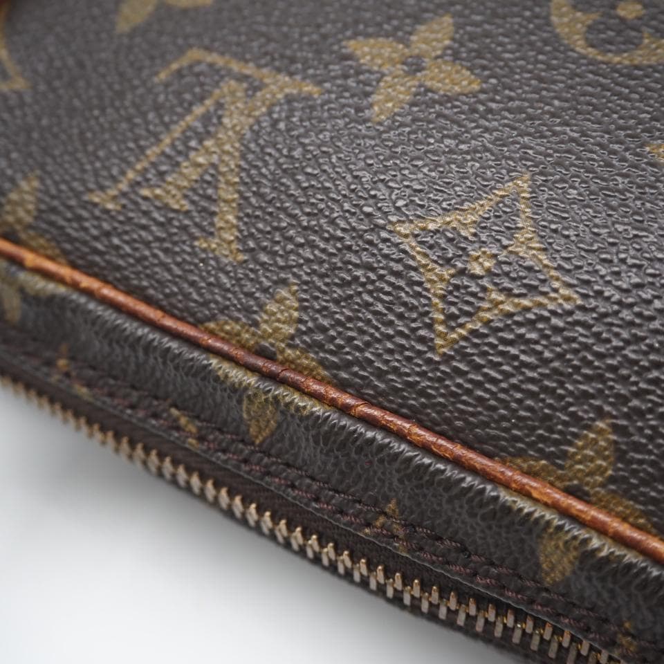 LOUIS VUITTON ショルダーバッグ ポシェット マルリーバンドリエール