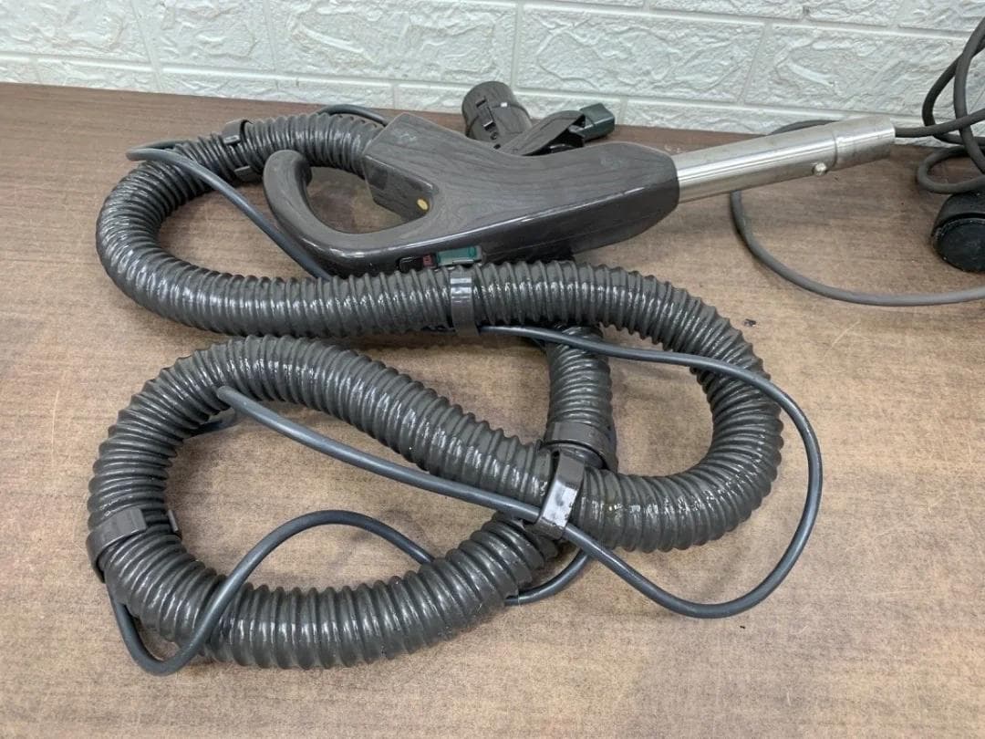 フランスベット ネオトニカNeoTonica 水フィルター 多機能掃除機