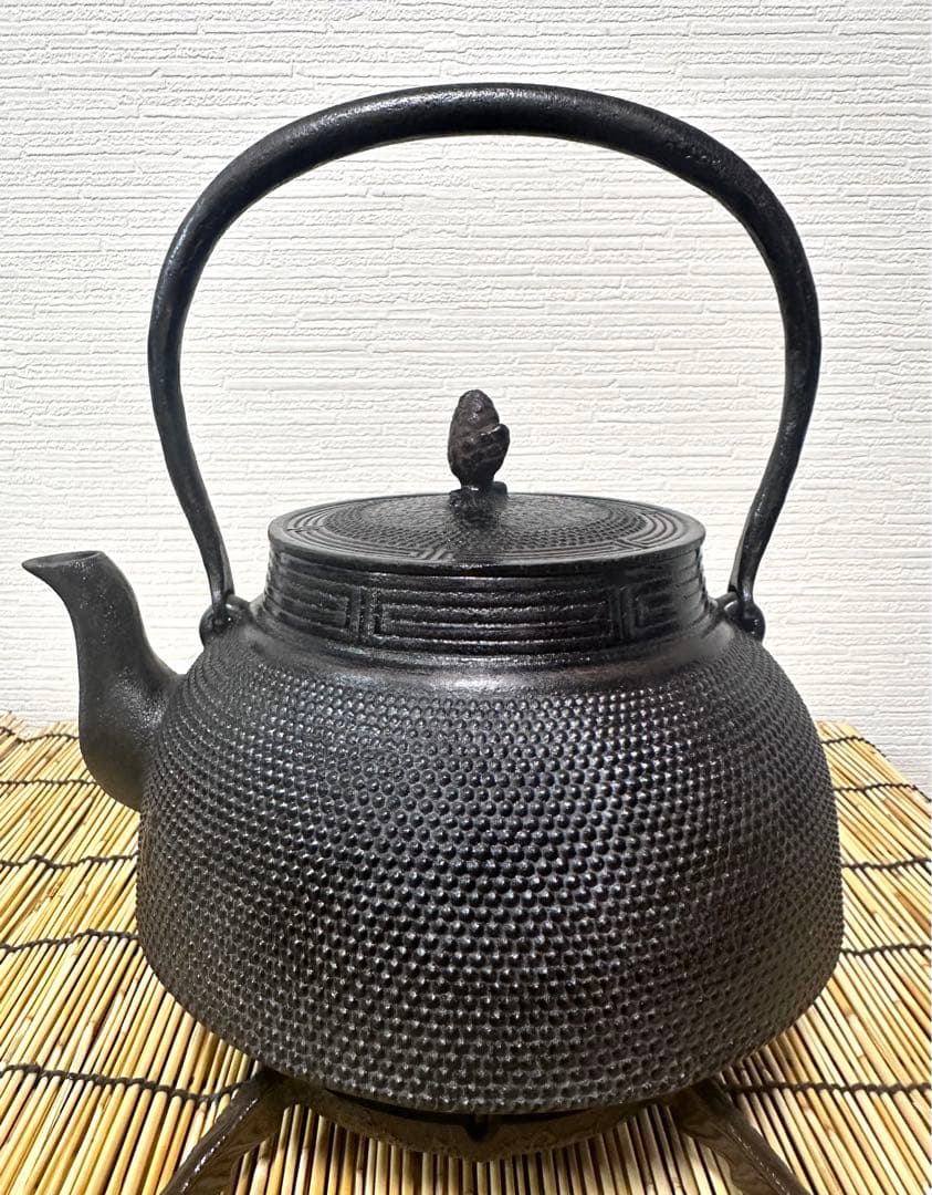 未使用、長期保管品 南部三厳堂 25型アラレ 南部鉄瓶 南部鉄器 鉄瓶