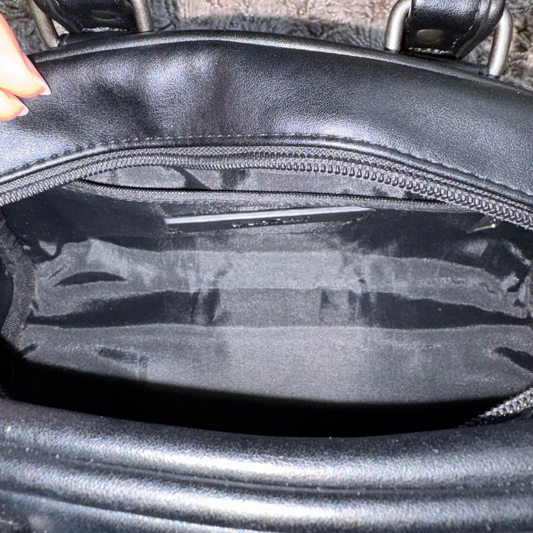 DIESEL レディース　Dロゴエンボス　ハンドバッグ