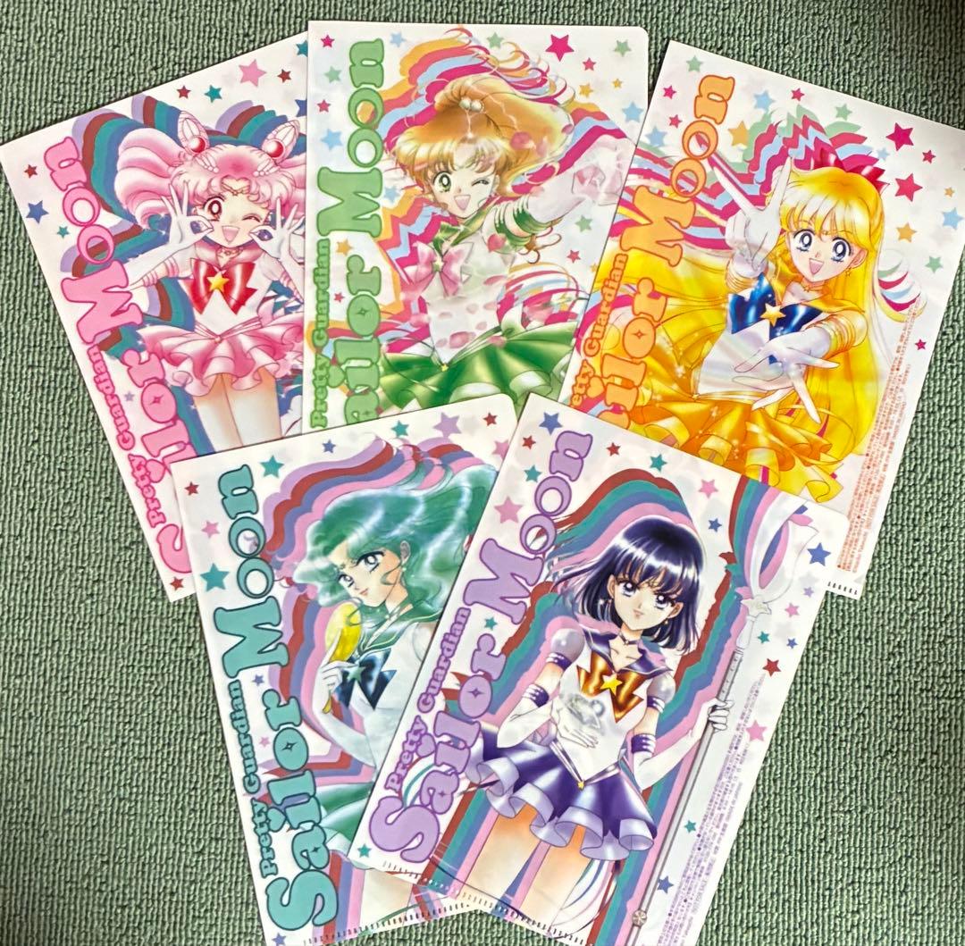 セーラームーン クリアファイル 全5種 - メルカリ