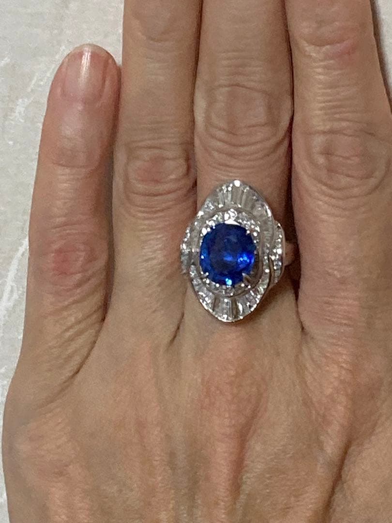 プラチナ天然サファイア６．65カラットリング