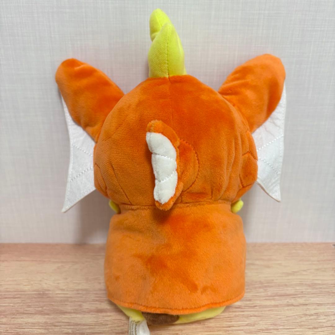 コイキングごっこピカチュウ　タグ付き　ぬいぐるみ　ポケモン　ポンチョ