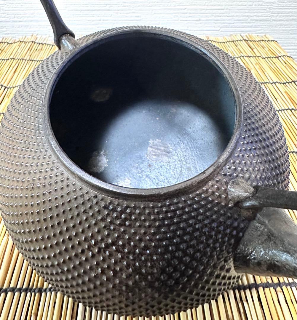 未使用品、栞付　金澤鶴州造１５型アラレ　南部鉄瓶　南部鉄器　鉄瓶