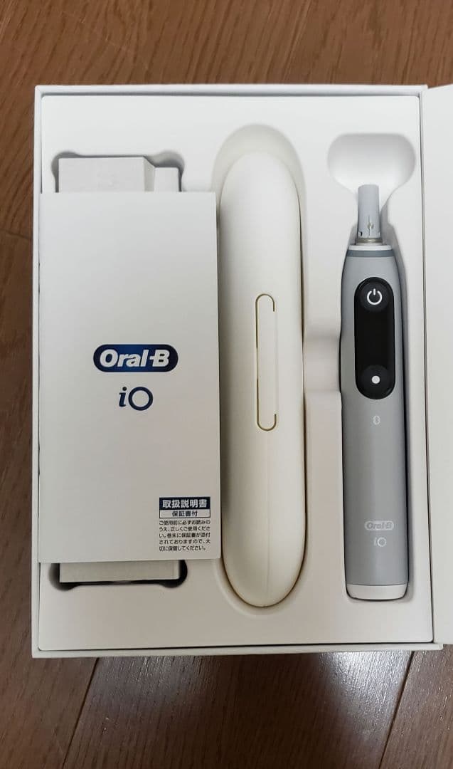 ワ*ス様 ブラシ１つ欠品 iOM62I61KGR-W オーラルB iO6 　電動