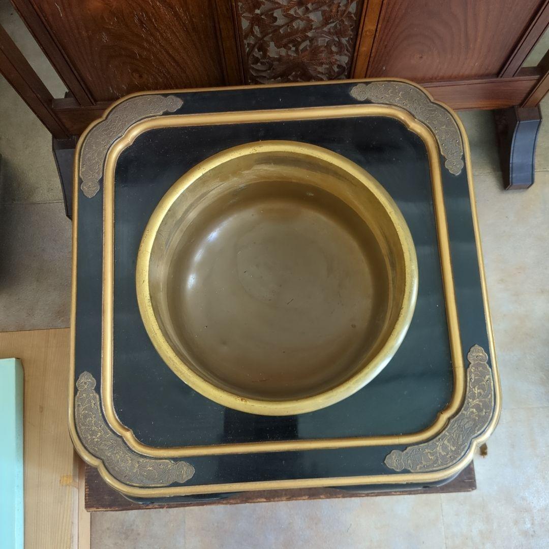 骨董 大名火鉢 火鉢 漆 漆器 金彩 猫脚 銅器 希少品 美品 木箱 火鉢