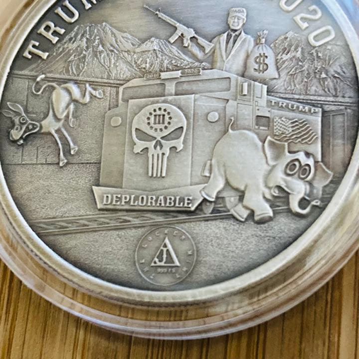 トランプ大統領 トランプトレイン2020 1トロイオンス銀貨 アンティーク仕様