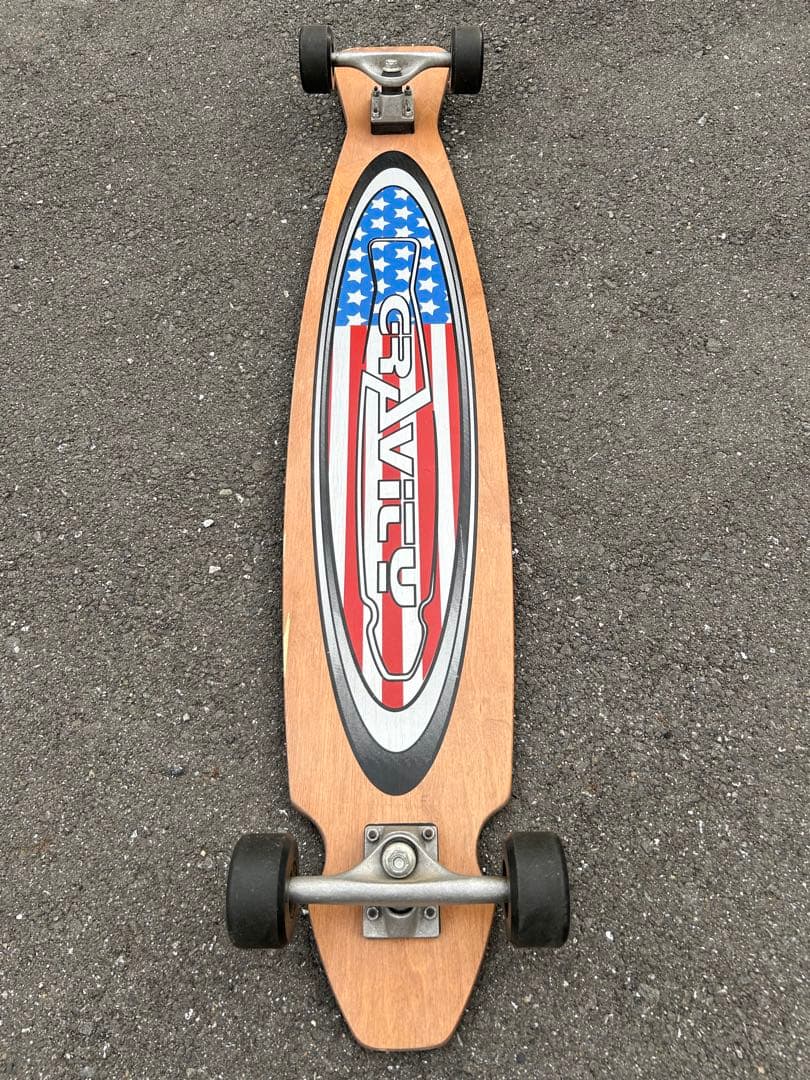 グラビティ　ロングスケートボード