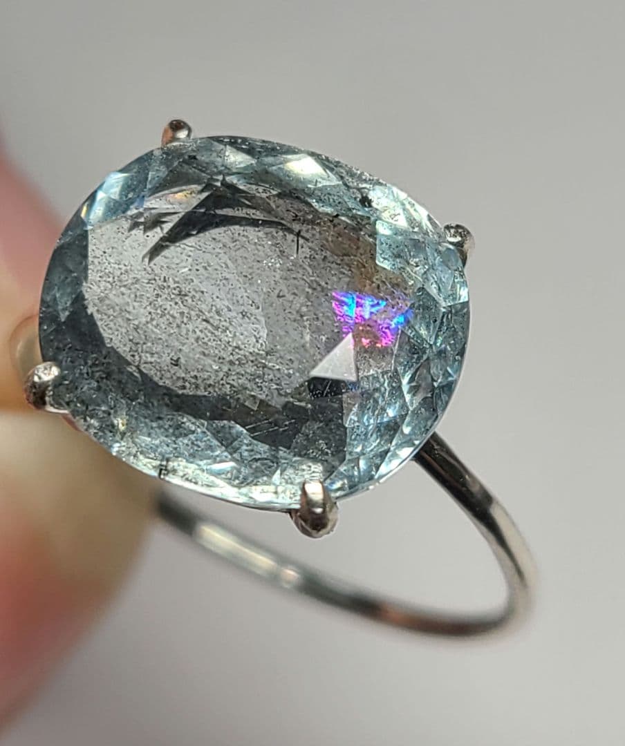 レインボーにピカピカシラー☆非加熱ブラジル産アクアマリン☆オーダー