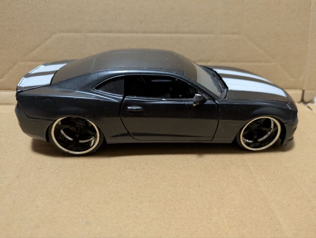 シボレー　2010 カマロ SS　1/24