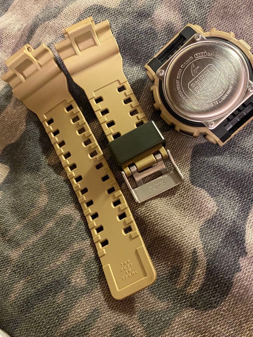 【生産終了品　希少極美品　電池新品】 G-SHOCK GA-100CM カモフラ