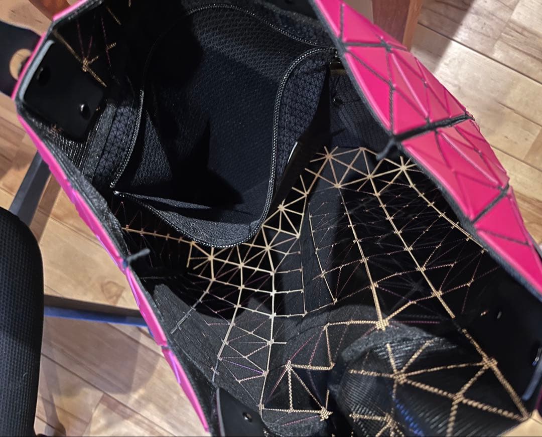 ISSEY MIYAKEバオバオ 2024発売 完売ピンク