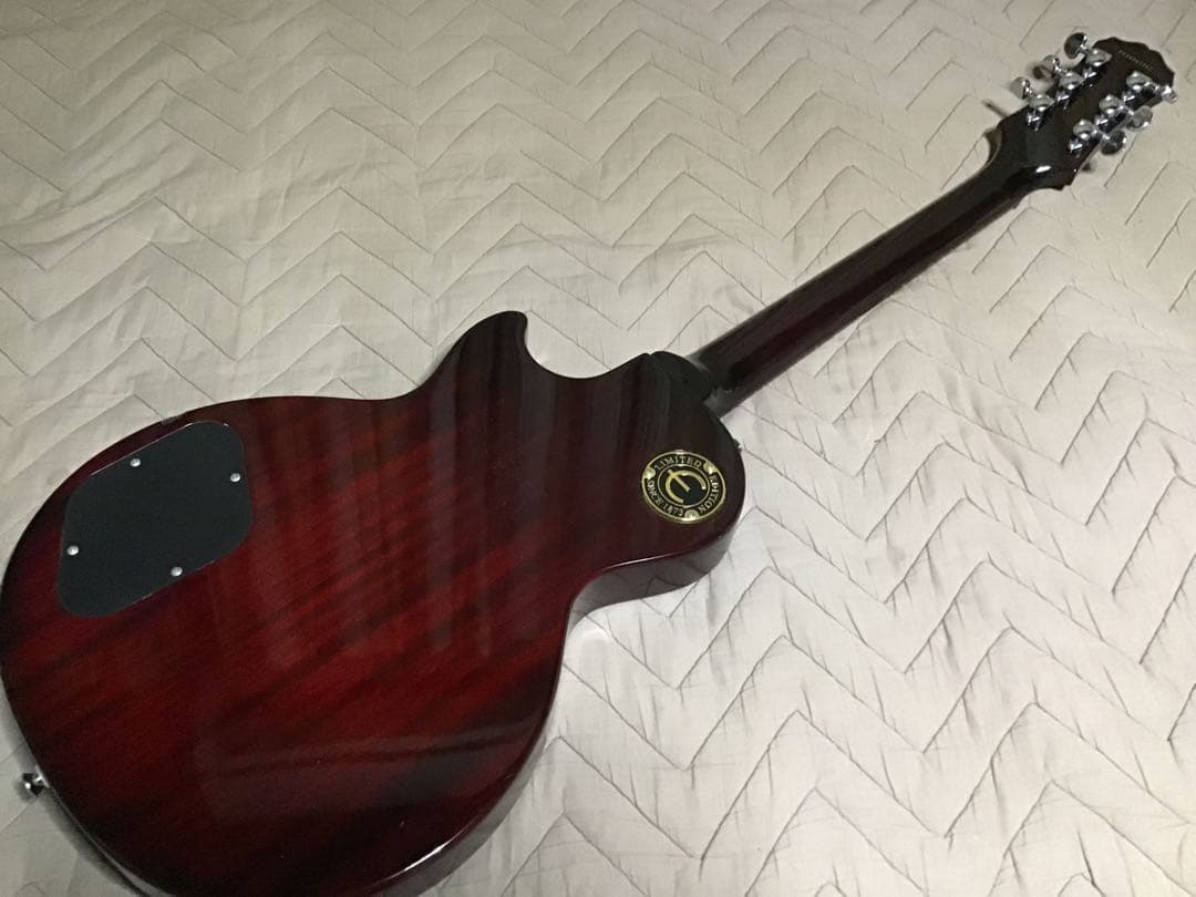 Epiphone Les Paul ハードケース付