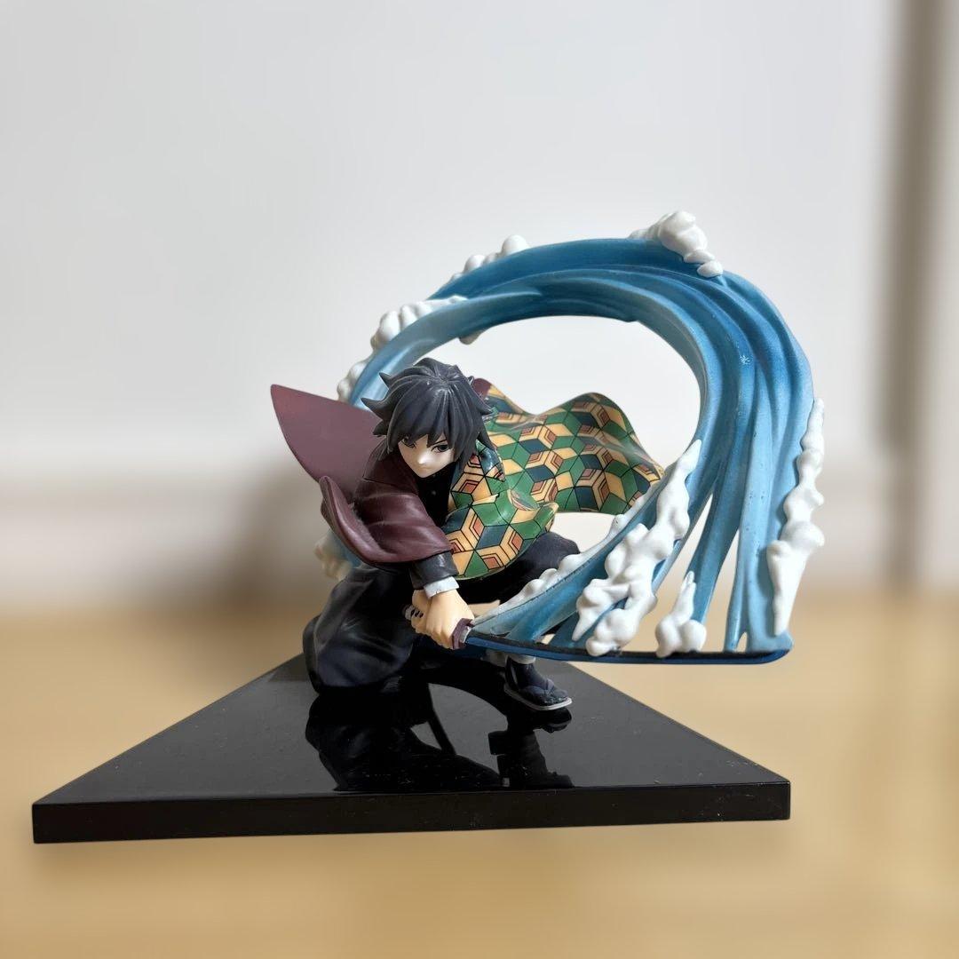 一番くじ 鬼滅の刃 折れぬ心と刃で進め B賞冨岡義勇 フィギュア - メルカリ