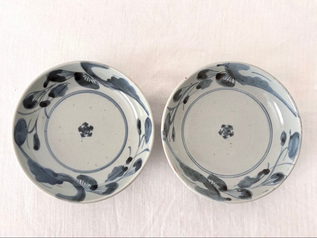 古伊万里】くらわんか 花文 二枚組 染付