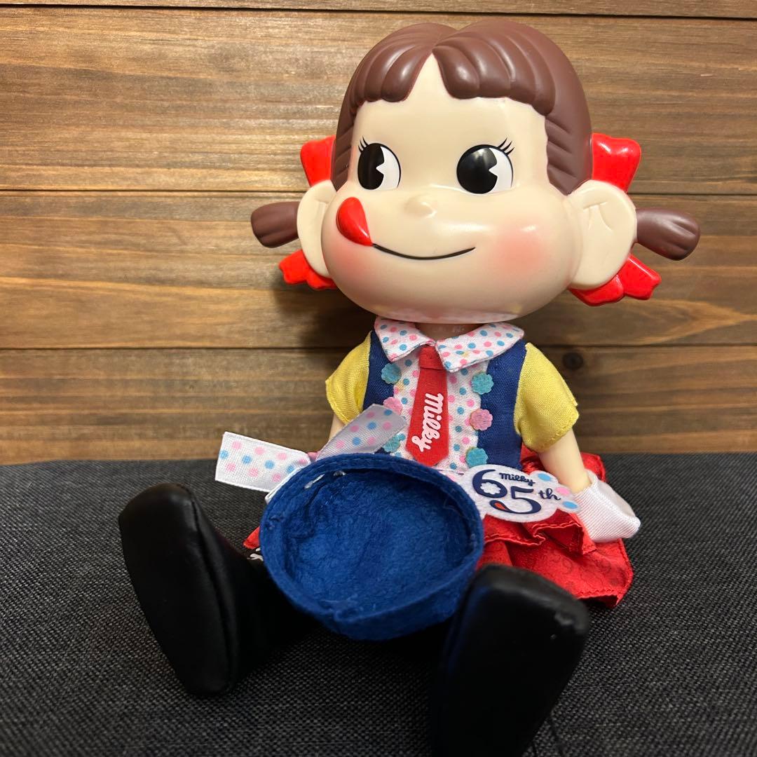 ペコちゃん人形 65周年記念 不二家 ペコちゃん フィギュア 人形 置物