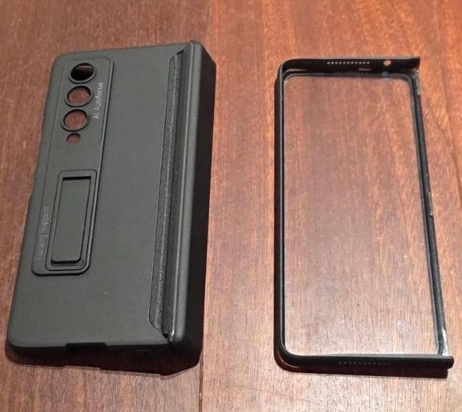 docomo Galaxy Z Fold 4 本体