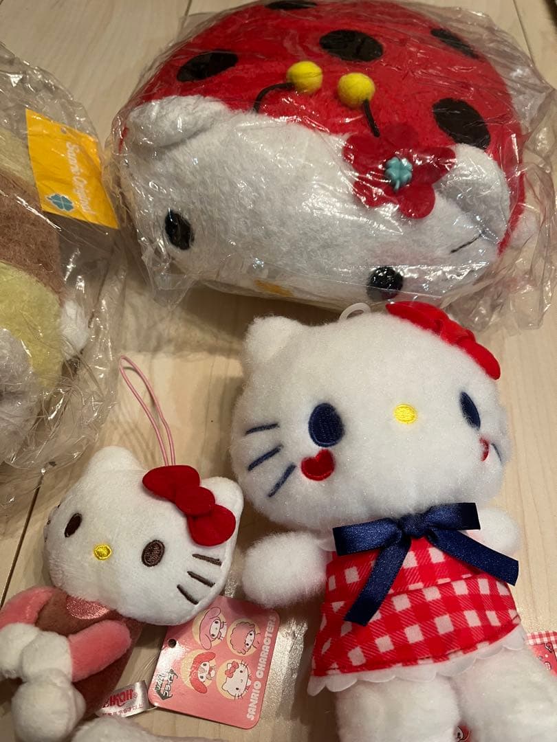 サンリオ キティ ぬいぐるみ マスコット ハローキティ 大量 まとめ売り 雑貨