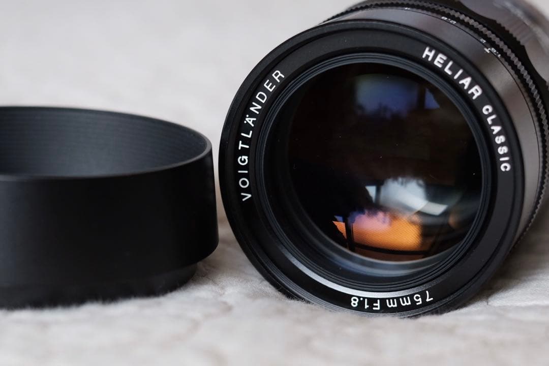 レンズ(単焦点) VoightLander HELIAR 75mm F1.8 VM Amazon.co.jp: VoightLander 単焦点レンズ HELIAR classic 75mm F1.8
