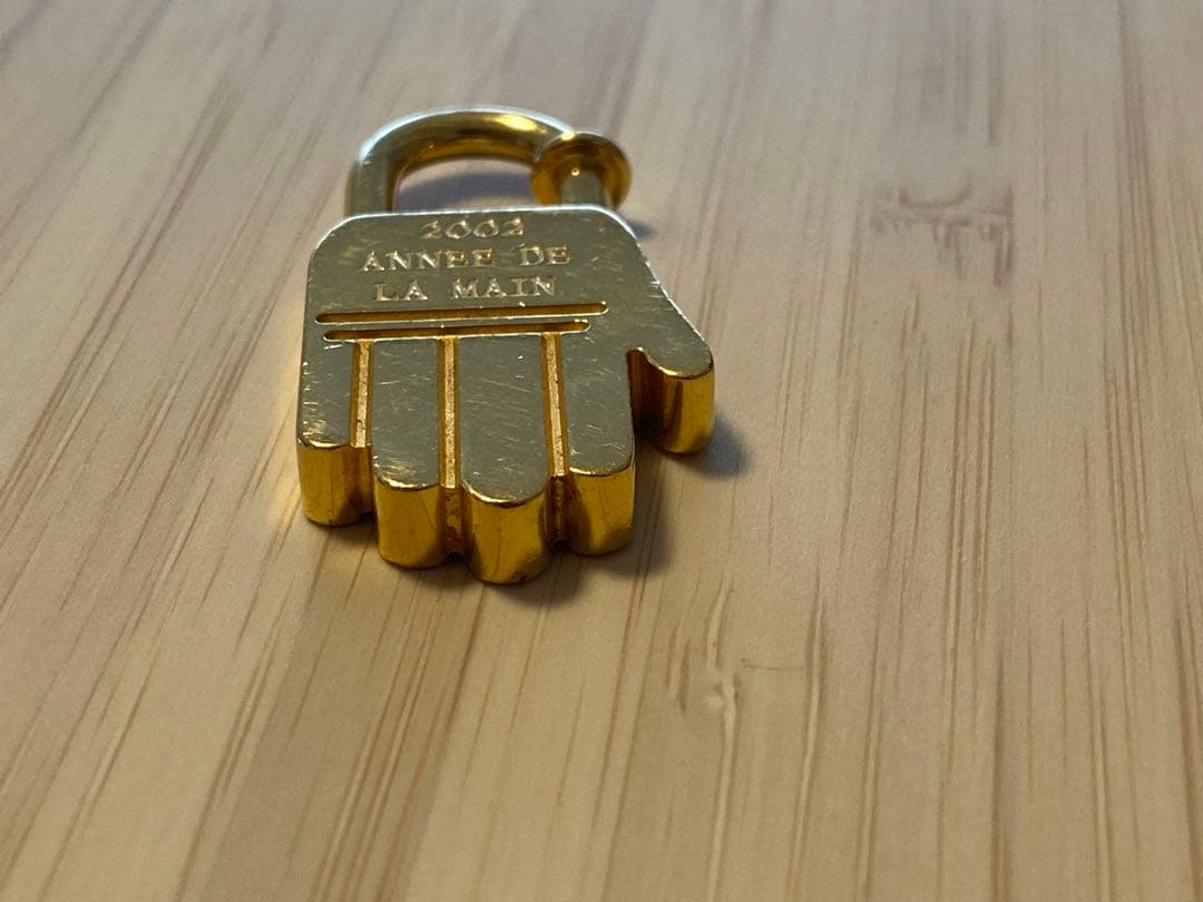 エルメス（HERMES）ハンドモチーフカデナ2002年　ゴールド　チャーム