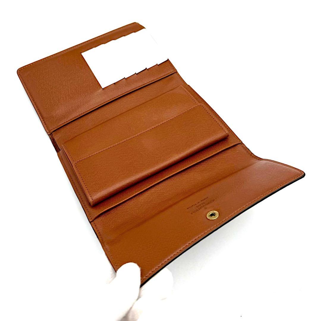 ルイヴィトン ポルト トレゾール エテュイ パピエ モノグラム