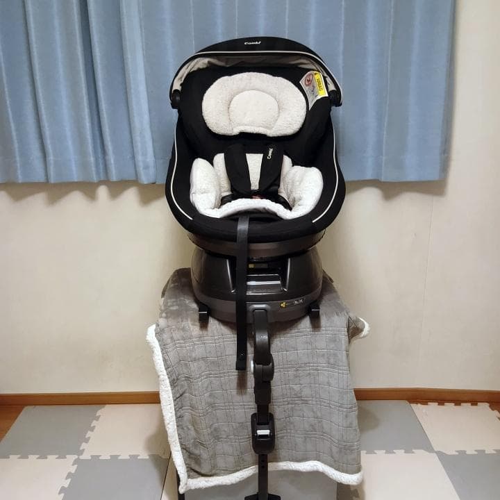 【美品】コンビ クルムーヴスマートISOFIXエッグショックJJ-650Ltd⭐︎