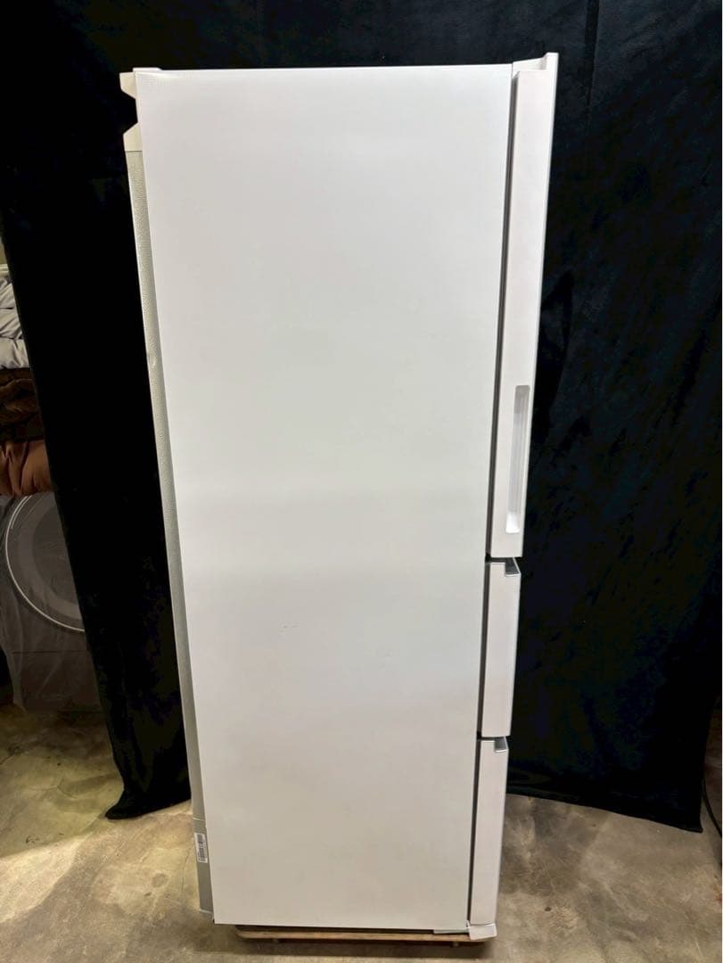 【ST】ヤマダデンキ 冷蔵庫 YRZ-F36K 358L 2022年製