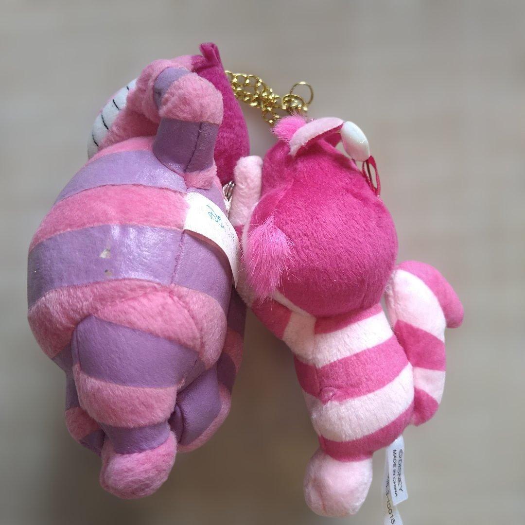 ディズニー不思議の国のアリス チシャ猫ぬいぐるみバッジキーチェーンセット