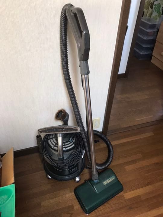 高級高機能 掃除機 アメリカンホーム社プリンセスエメラルド