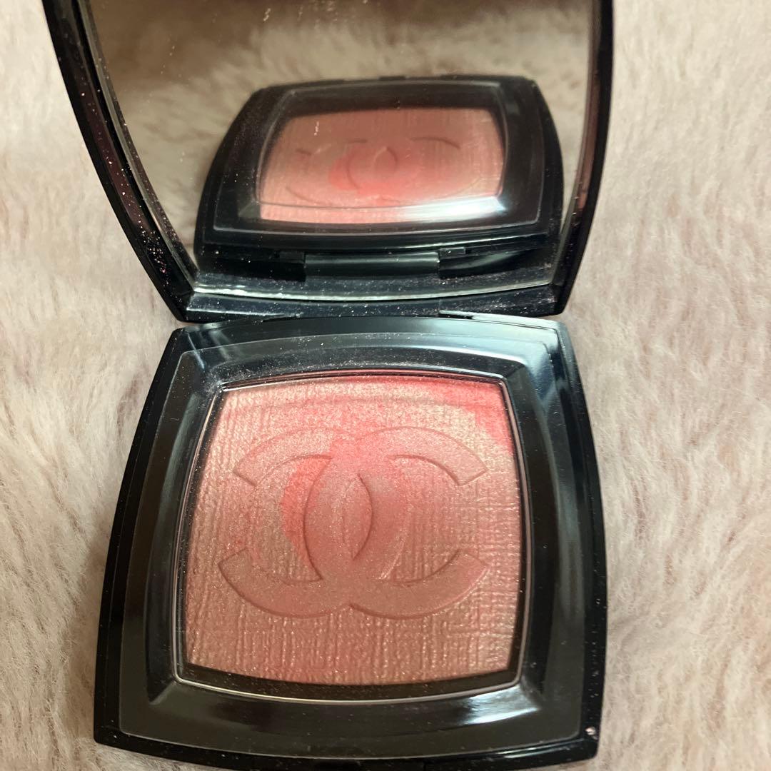 シャネル　ファンテジー ドゥ シャネル　（チークカラー）