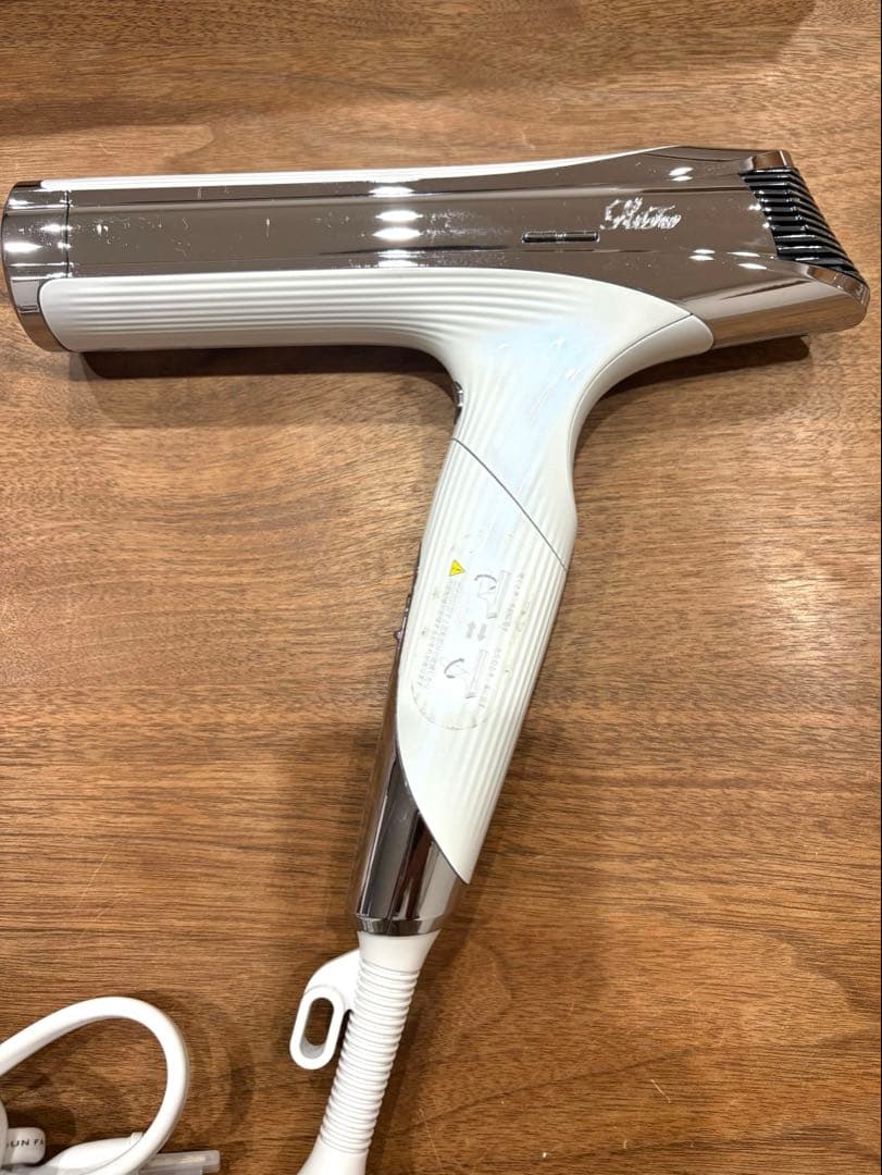 ReFa BEAUTECH Dryer S+ ホワイト　ホルダー付き　美品