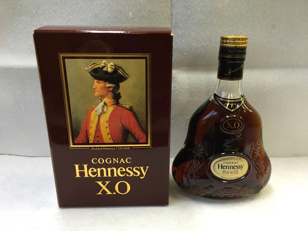 未開栓】Hennessy X.O. 箱入り750ml