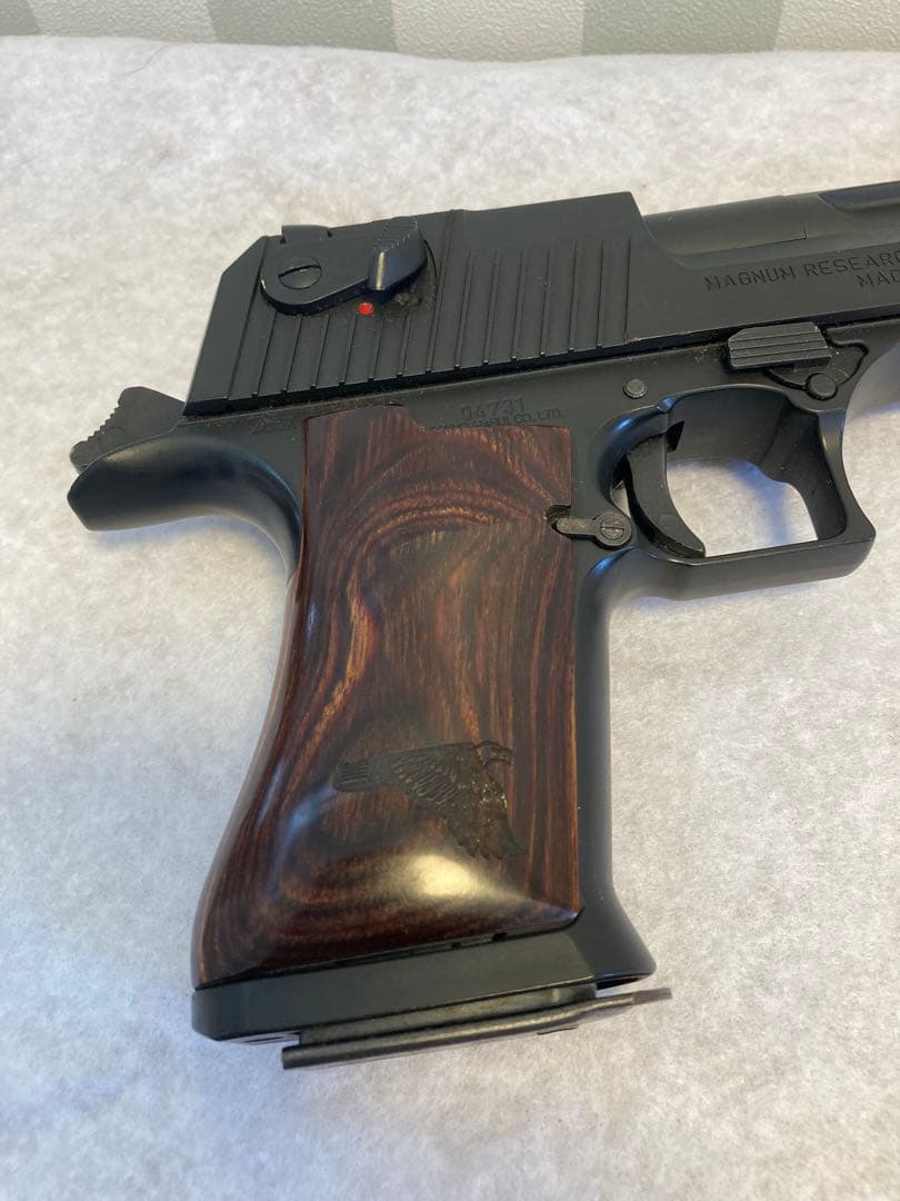 東京マルイ　ガスガン　デザートイーグル旧型　木製グリップ