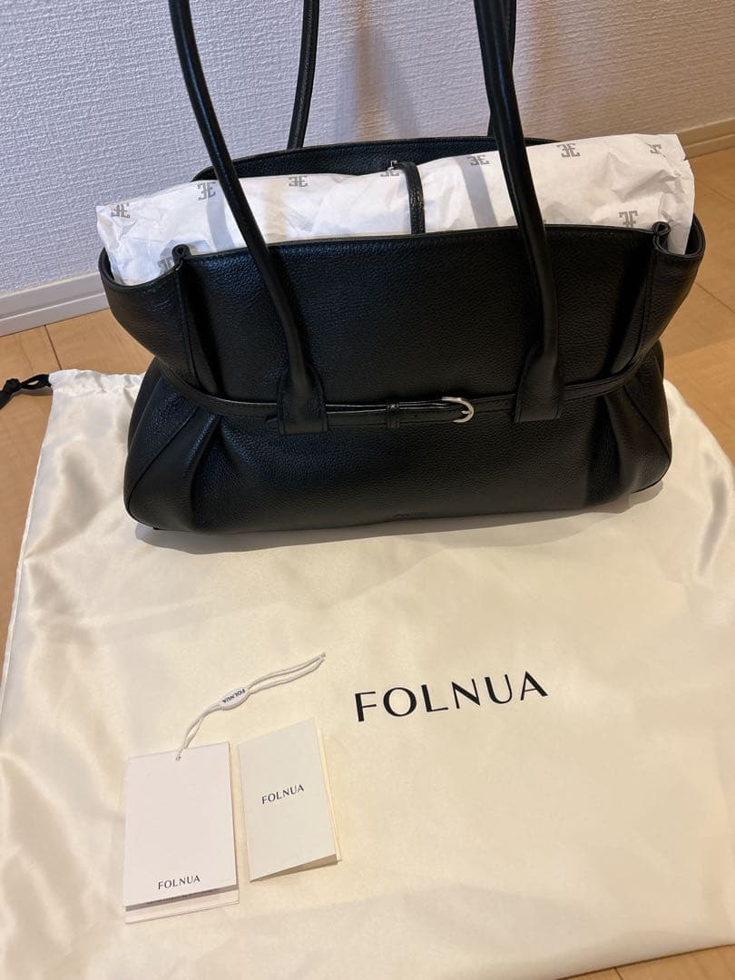 美品FOLNUA(フォルニュア)ハヴィバッグ ブラック_プレーン